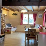 Alpesi faház Savoie Les D'heidi *