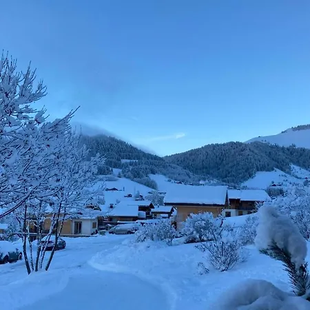 Savoie Les D'heidi Alpesi faház