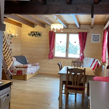 샬레 Savoie Les D'heidi *