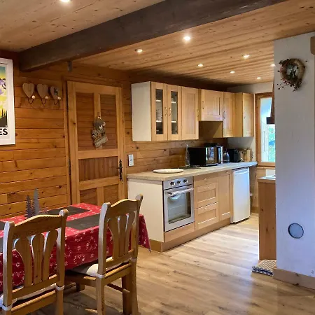 Savoie Les D'heidi Alpesi faház